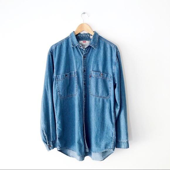 Levi’s Oversized Blue Denim Button Up Shirt - Picture 2 of 7